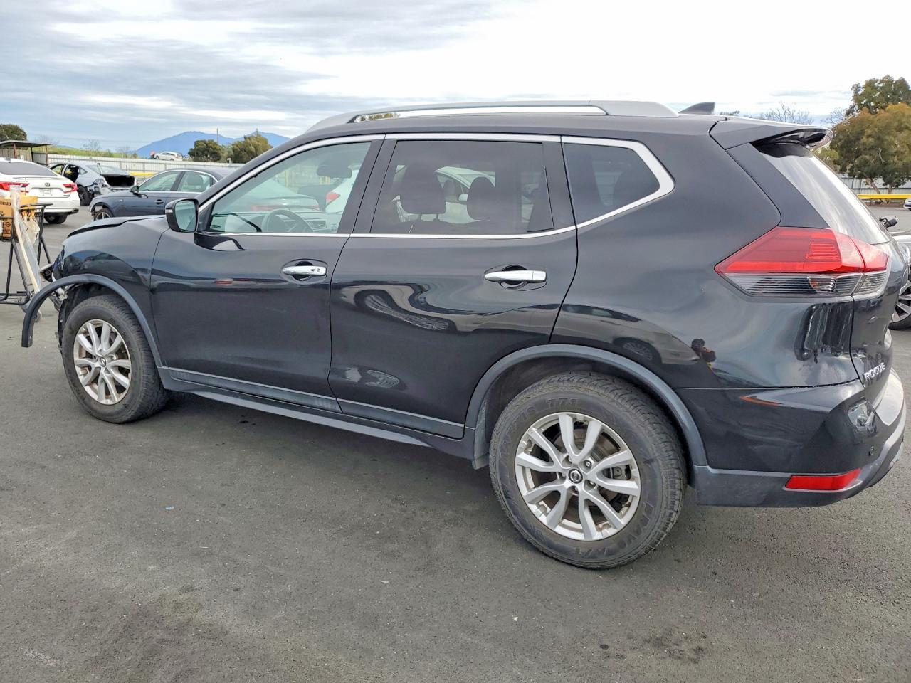 2019 Nissan Rogue Sv - zdjęcie 2