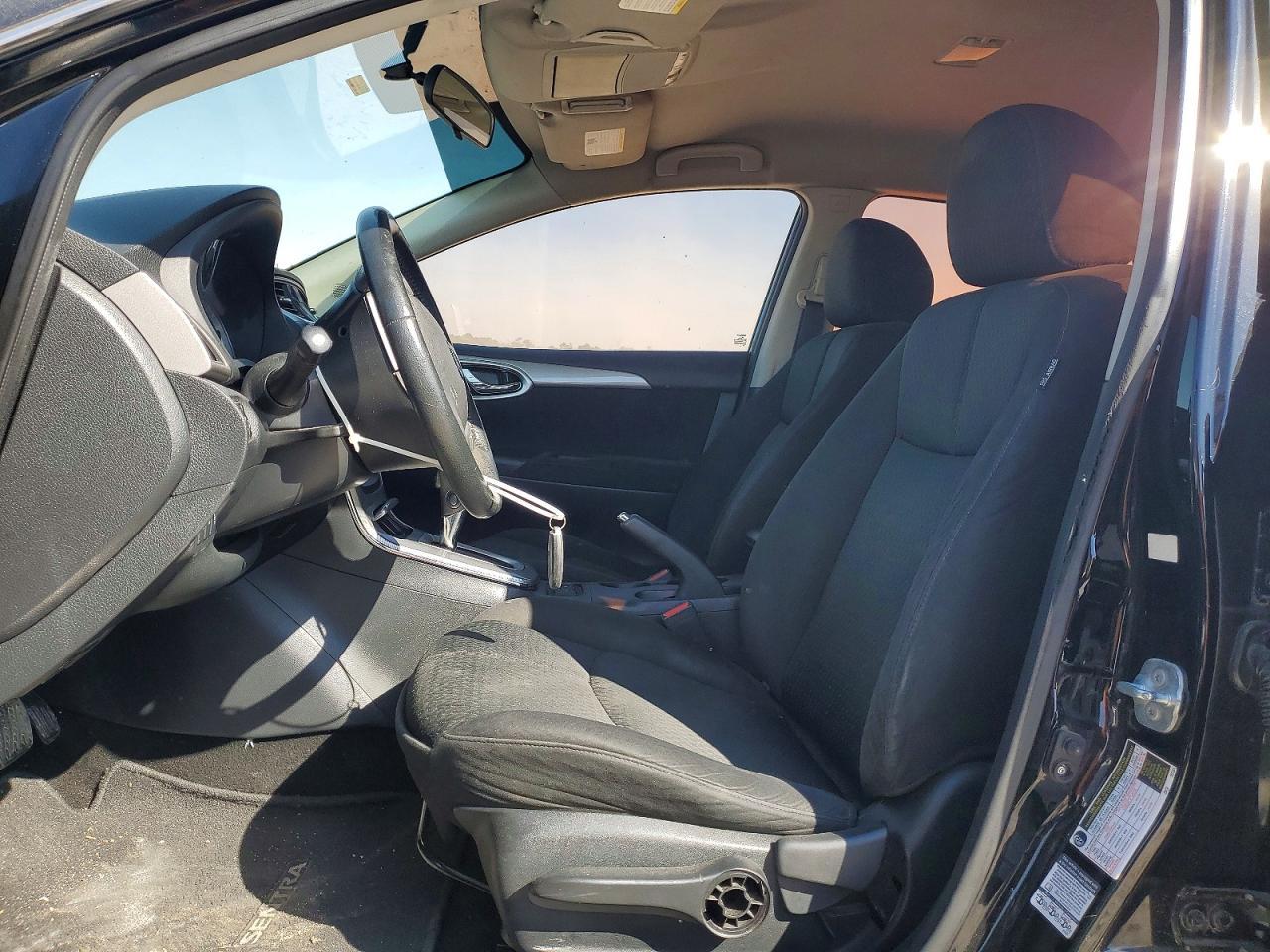 2015 Nissan Sentra S - zdjęcie 7