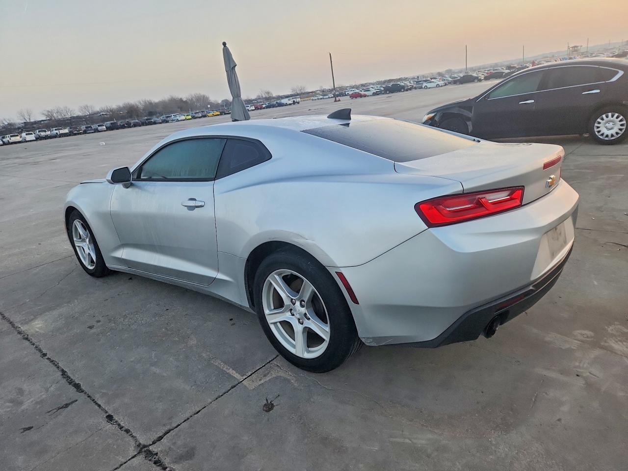 2016 Chevrolet Camaro Lt - zdjęcie 2