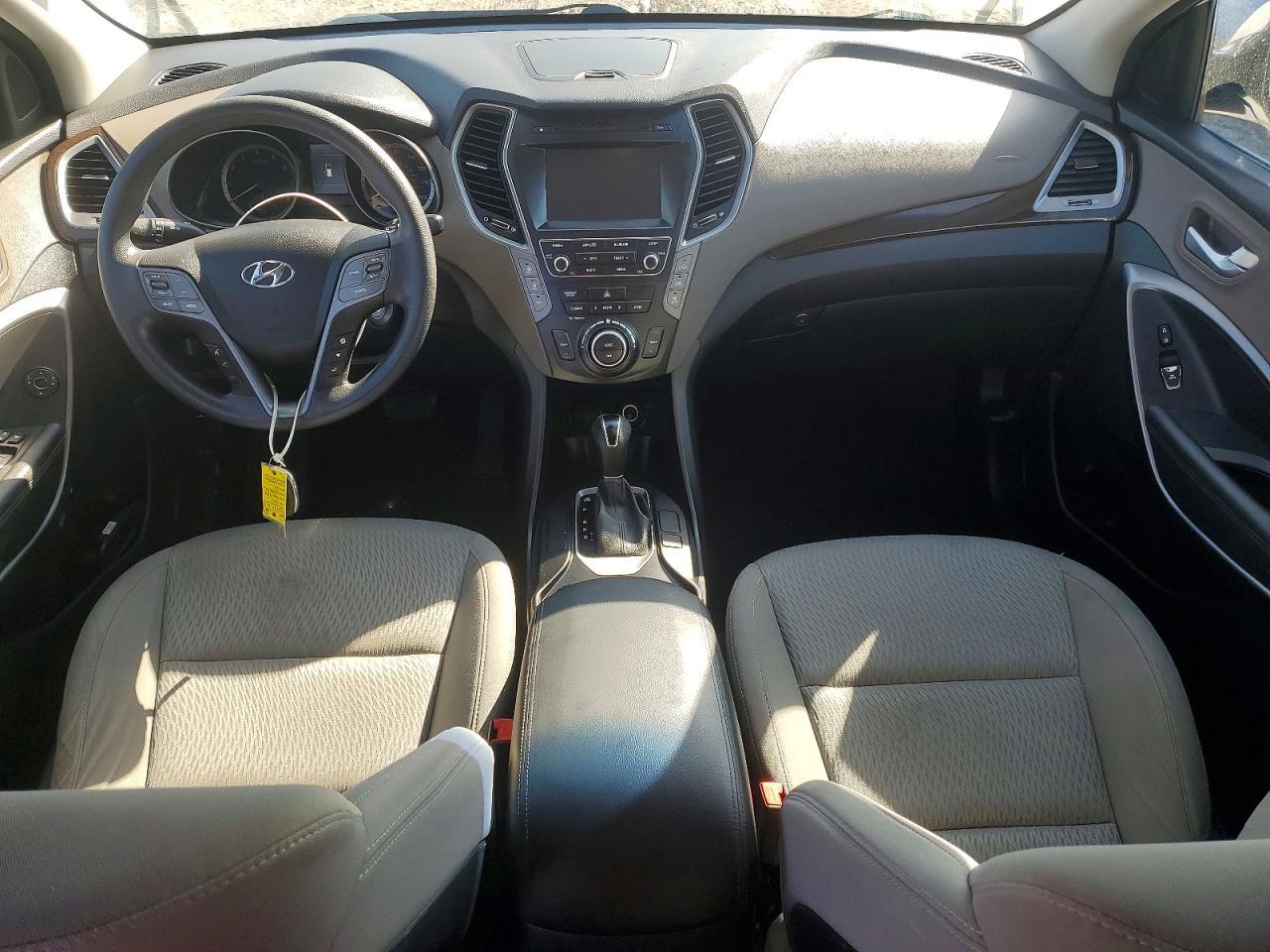 2017 Hyundai Santa Fe Se - zdjęcie 8