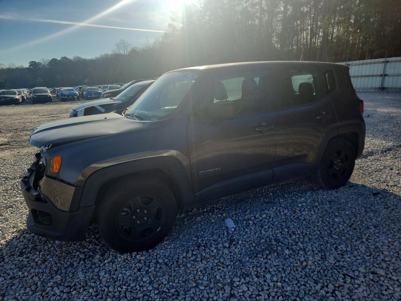 2018 Jeep Renegade Sport - zdjęcie główne
