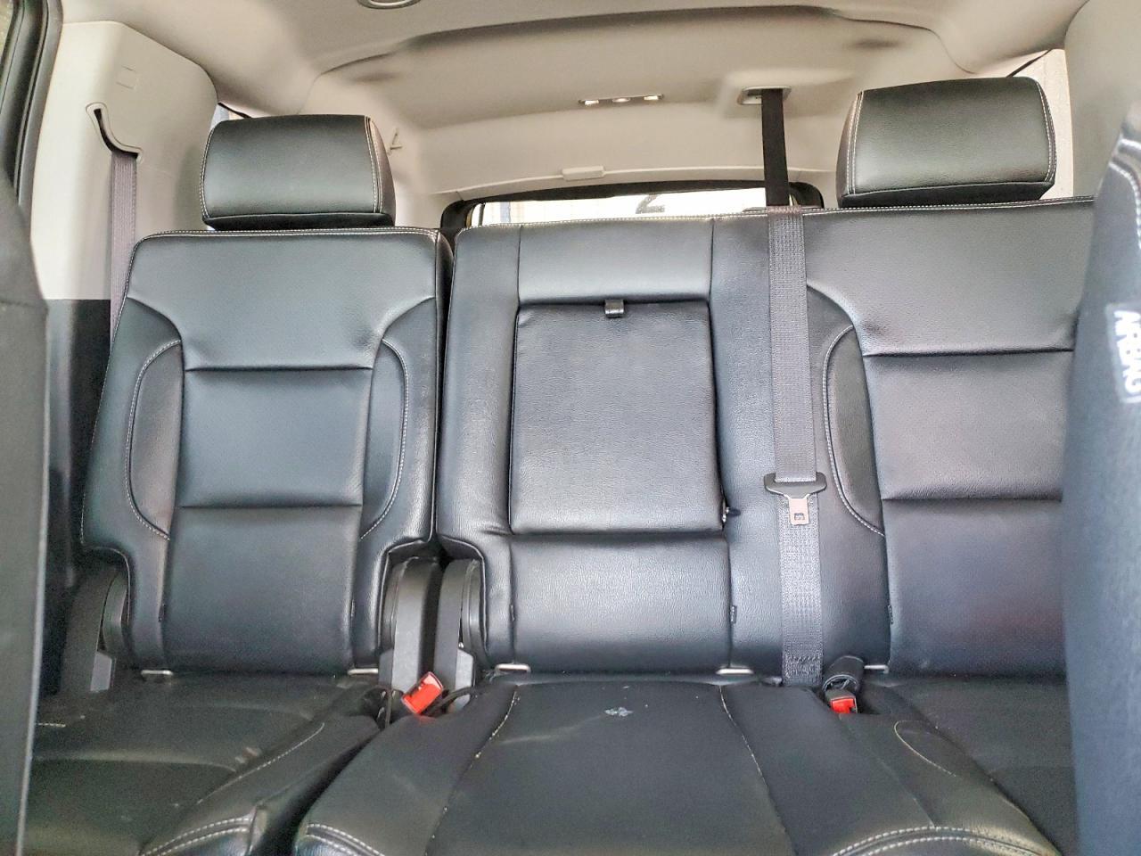 2020 Chevrolet Suburban K1500 Ls - zdjęcie 10