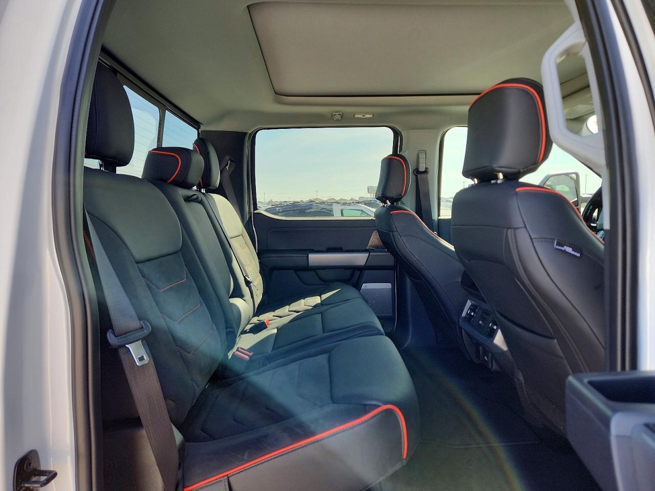 2024 Othe F250 4X4 Crew Lariat - zdjęcie 10