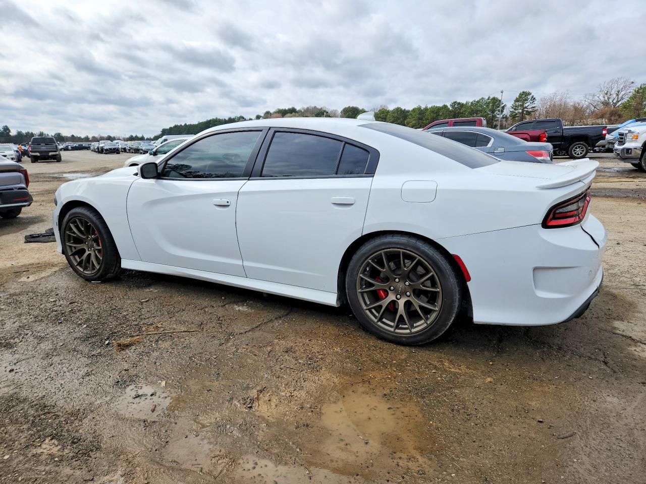 2016 Dodge Charger Srt Hellcat - zdjęcie 2