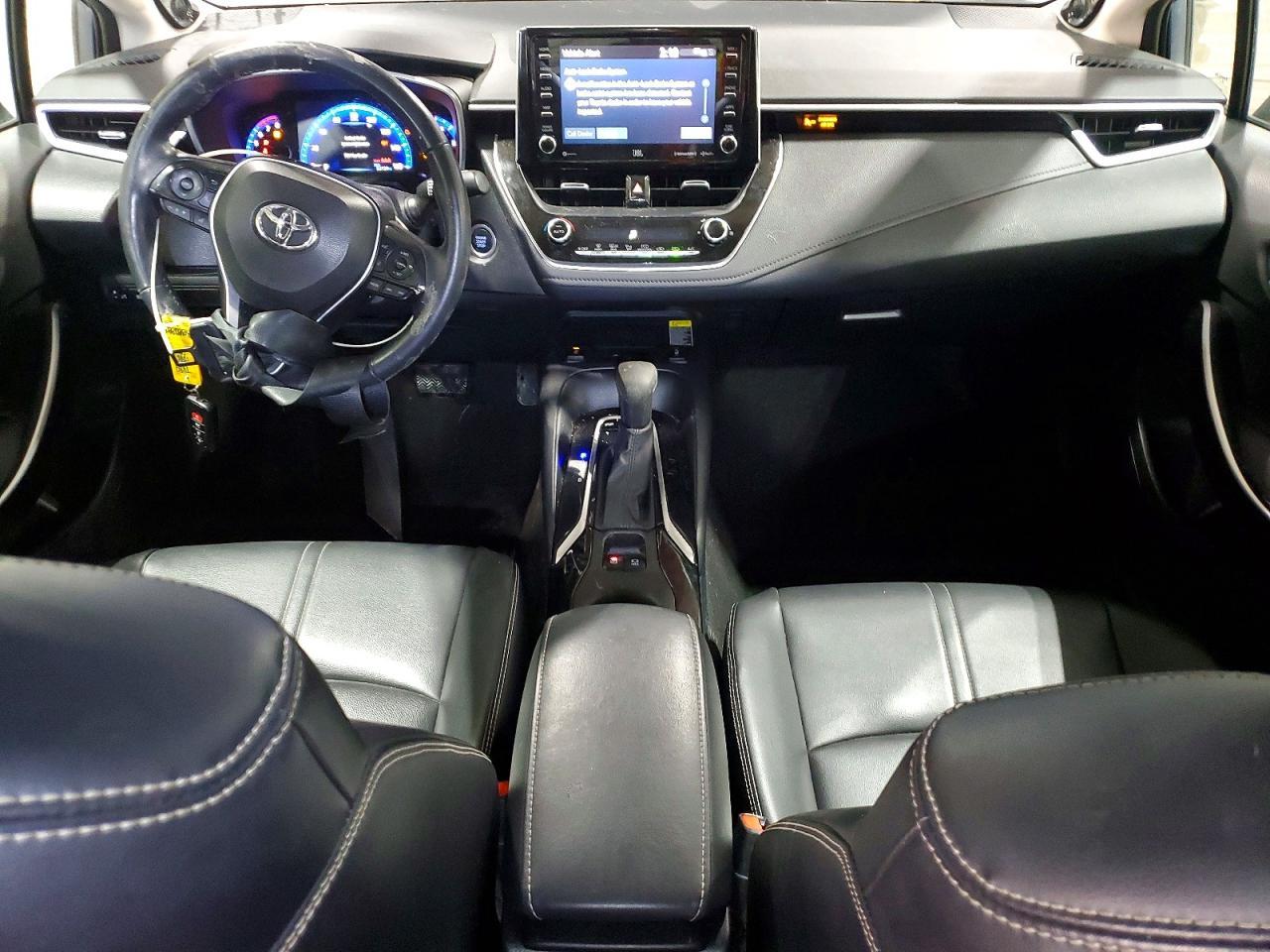 2022 Toyota Corolla Xle - zdjęcie 8