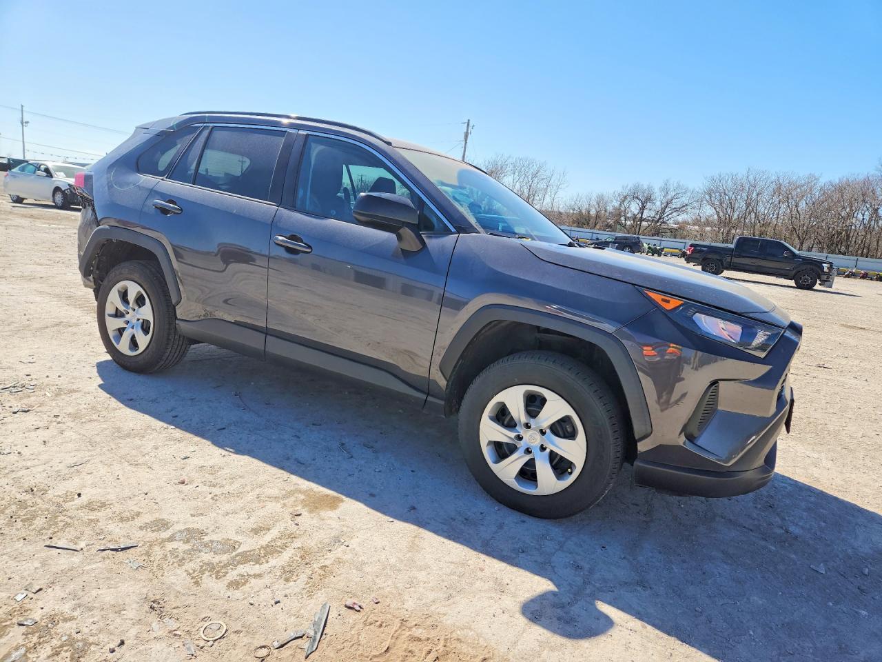 2019 Toyota Rav4 Le - zdjęcie 4