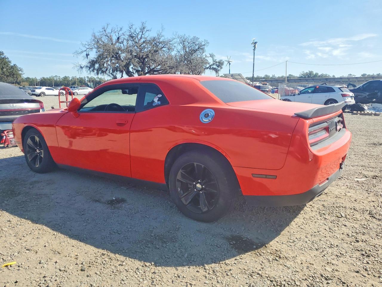 2016 Dodge Challenger Sxt - zdjęcie 2