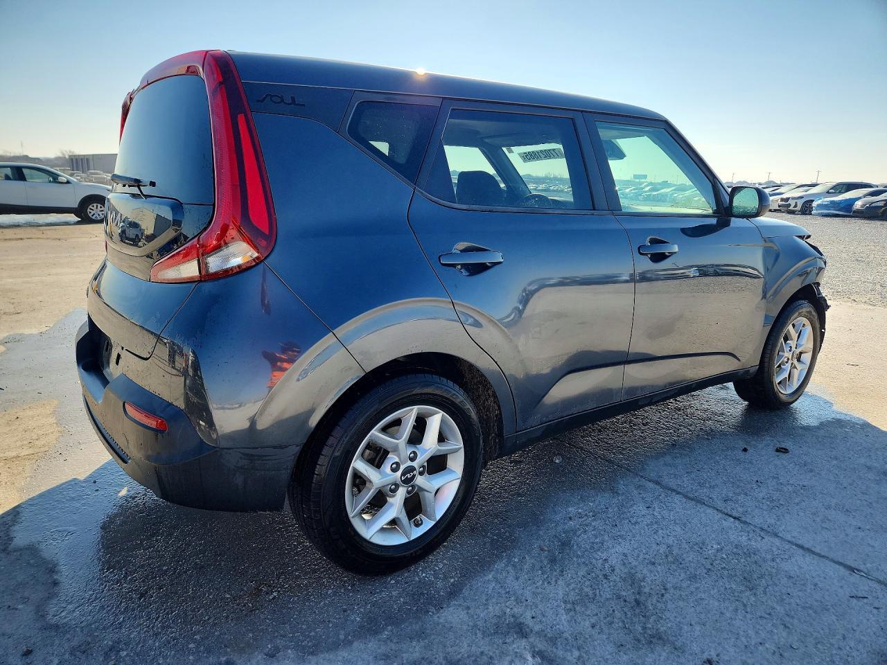 2022 Kia Soul Lx - zdjęcie 3