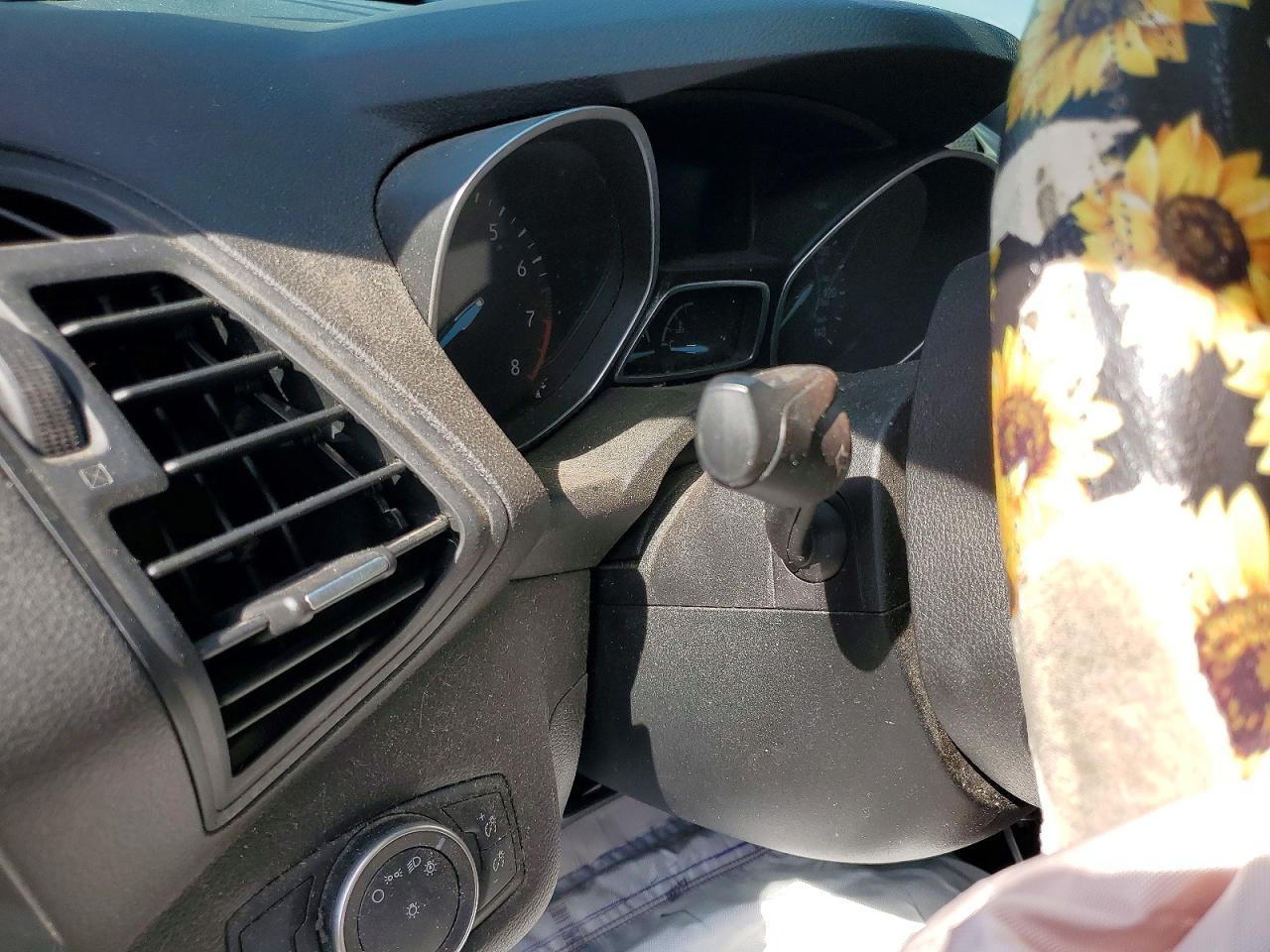 2018 Ford Escape S - zdjęcie 9