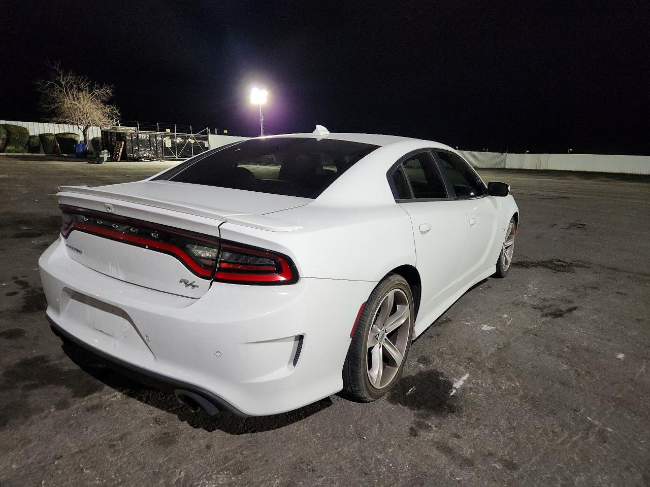 2017 Dodge Charger R/ - zdjęcie 3
