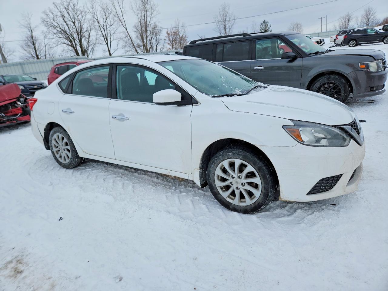 2019 Nissan Sentra S - zdjęcie 7