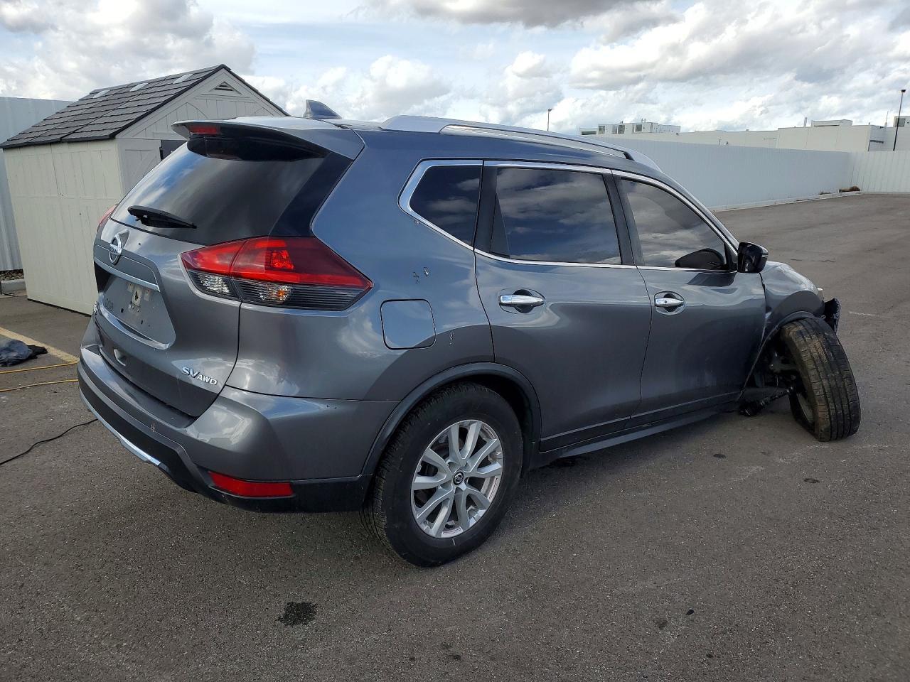 2018 Nissan Rogue Sv - zdjęcie 3