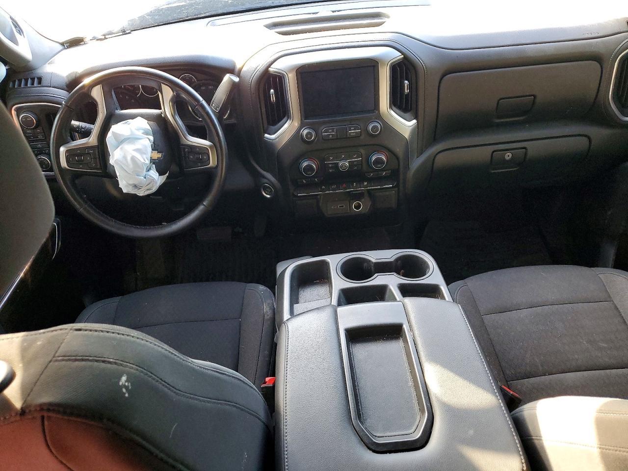 2020 Chevrolet Silverado K1500 Lt - zdjęcie 8