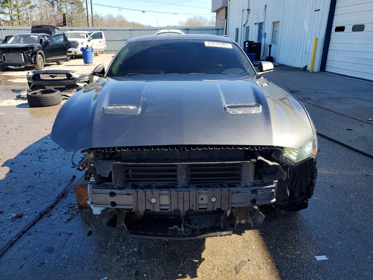 2020 Ford Mustang Gt - zdjęcie 5