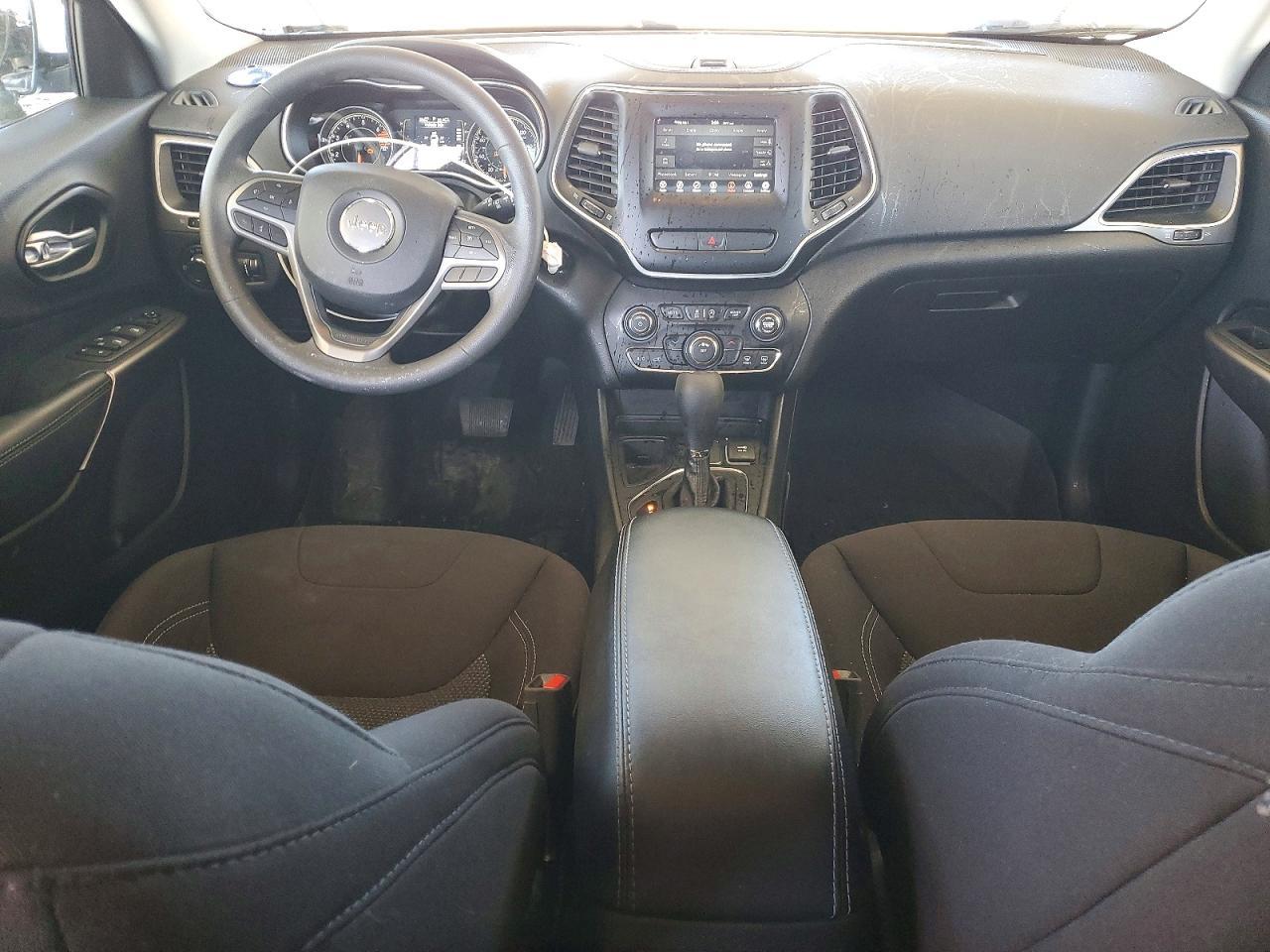 2020 Jeep Cherokee Latitude - zdjęcie 8