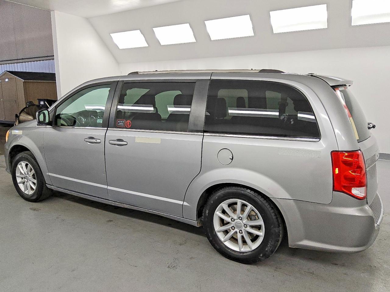 2019 Dodge Grand Caravan Sxt - zdjęcie 2