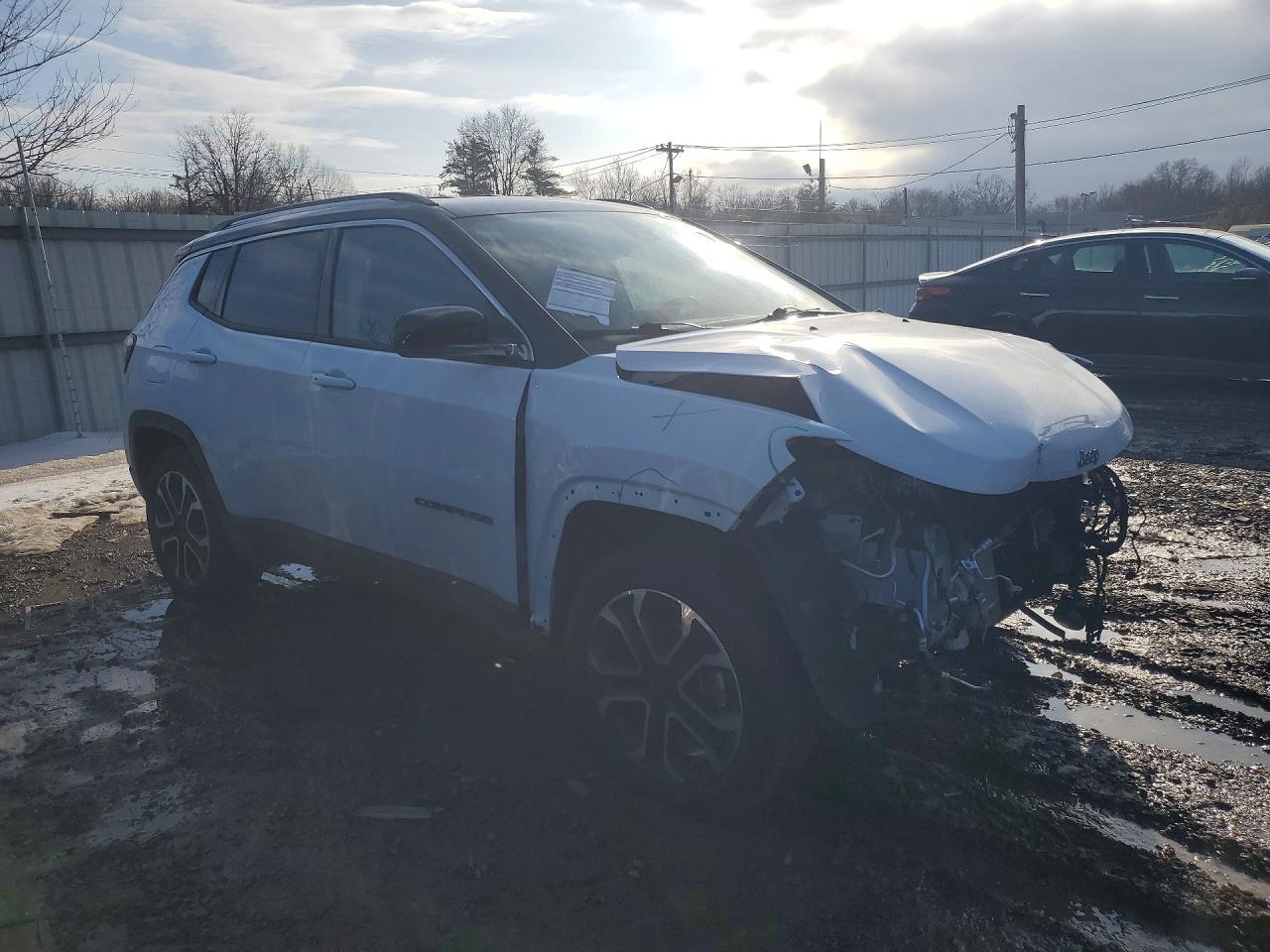 2022 Jeep Compass Limited - zdjęcie 4