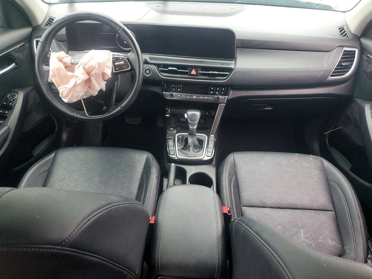 2025 Kia Seltos Ex - zdjęcie 8