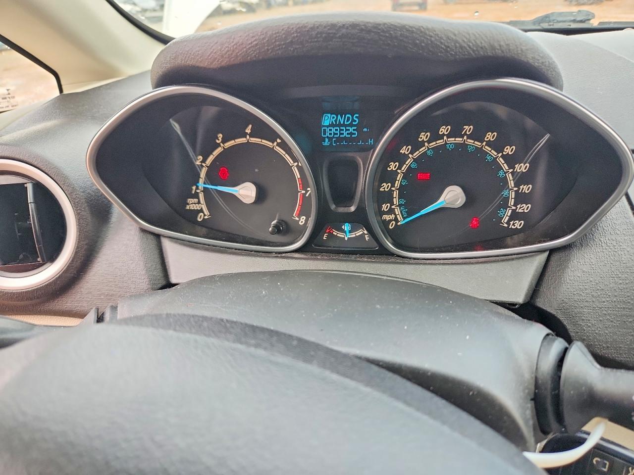 2016 Ford Fiesta Se - zdjęcie 9