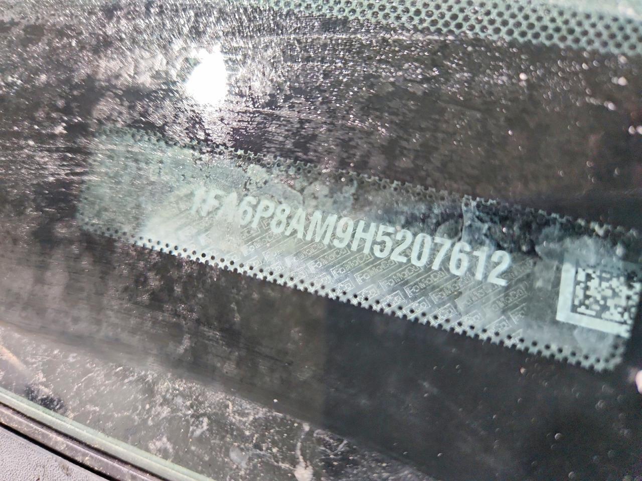 2017 Ford Mustang - zdjęcie 12