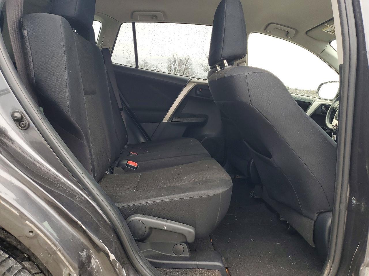 2015 Toyota Rav4 Le - zdjęcie 11