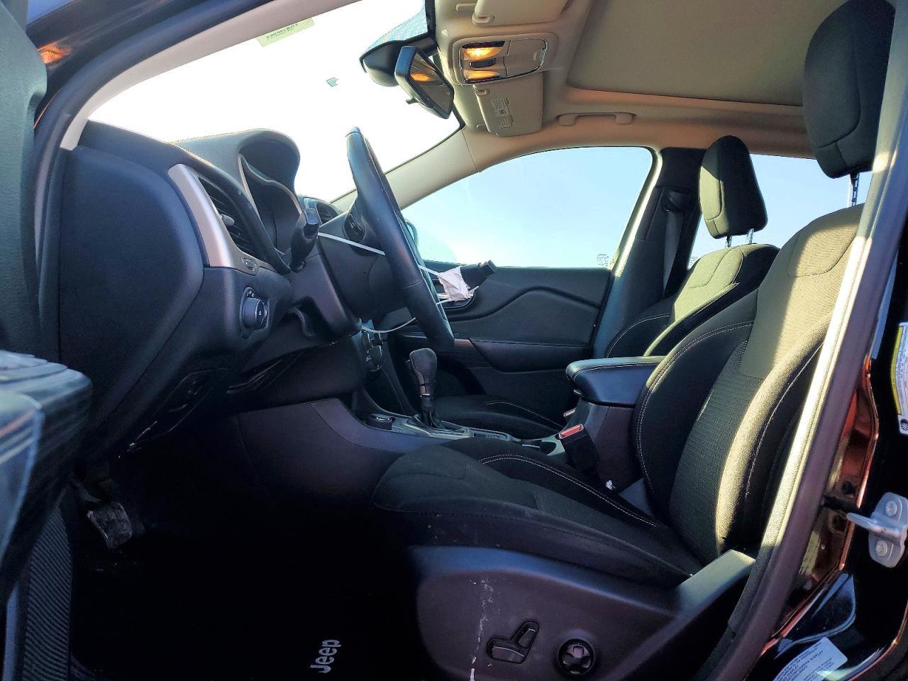 2017 Jeep Cherokee Latitude - zdjęcie 7