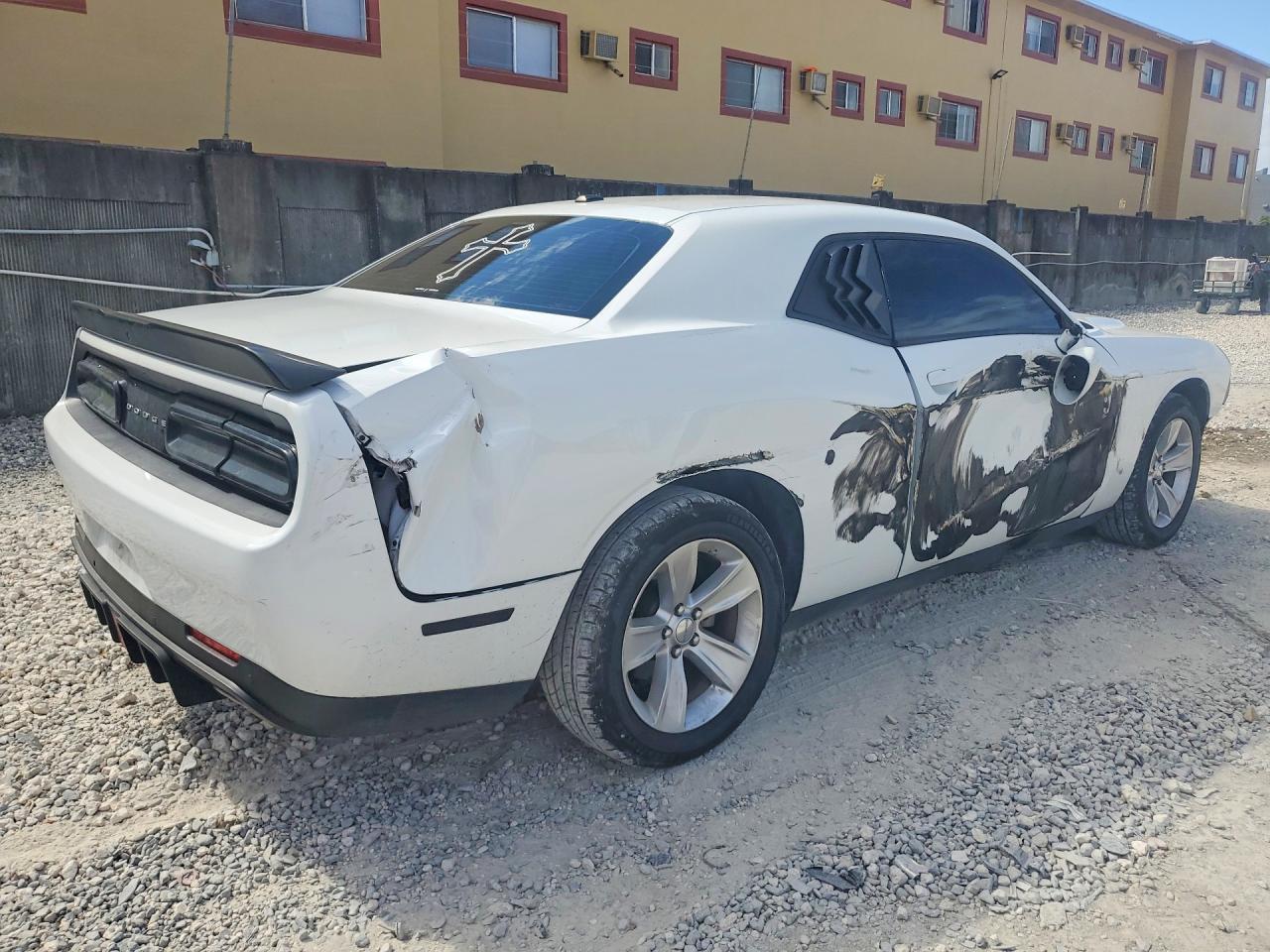 2023 Dodge Challenger Sxt - zdjęcie 3