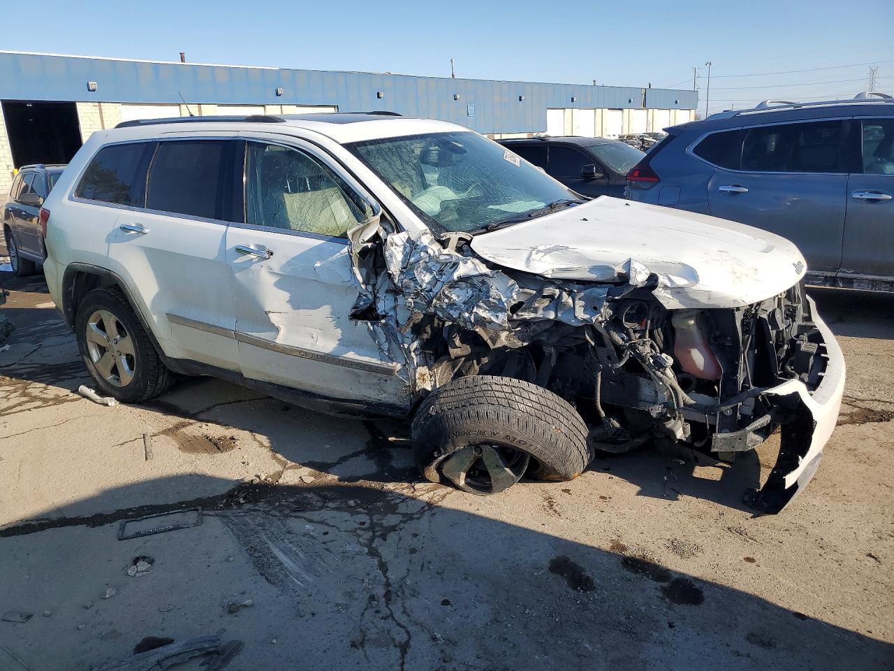2013 Jeep Grand Cherokee Limited - zdjęcie 4