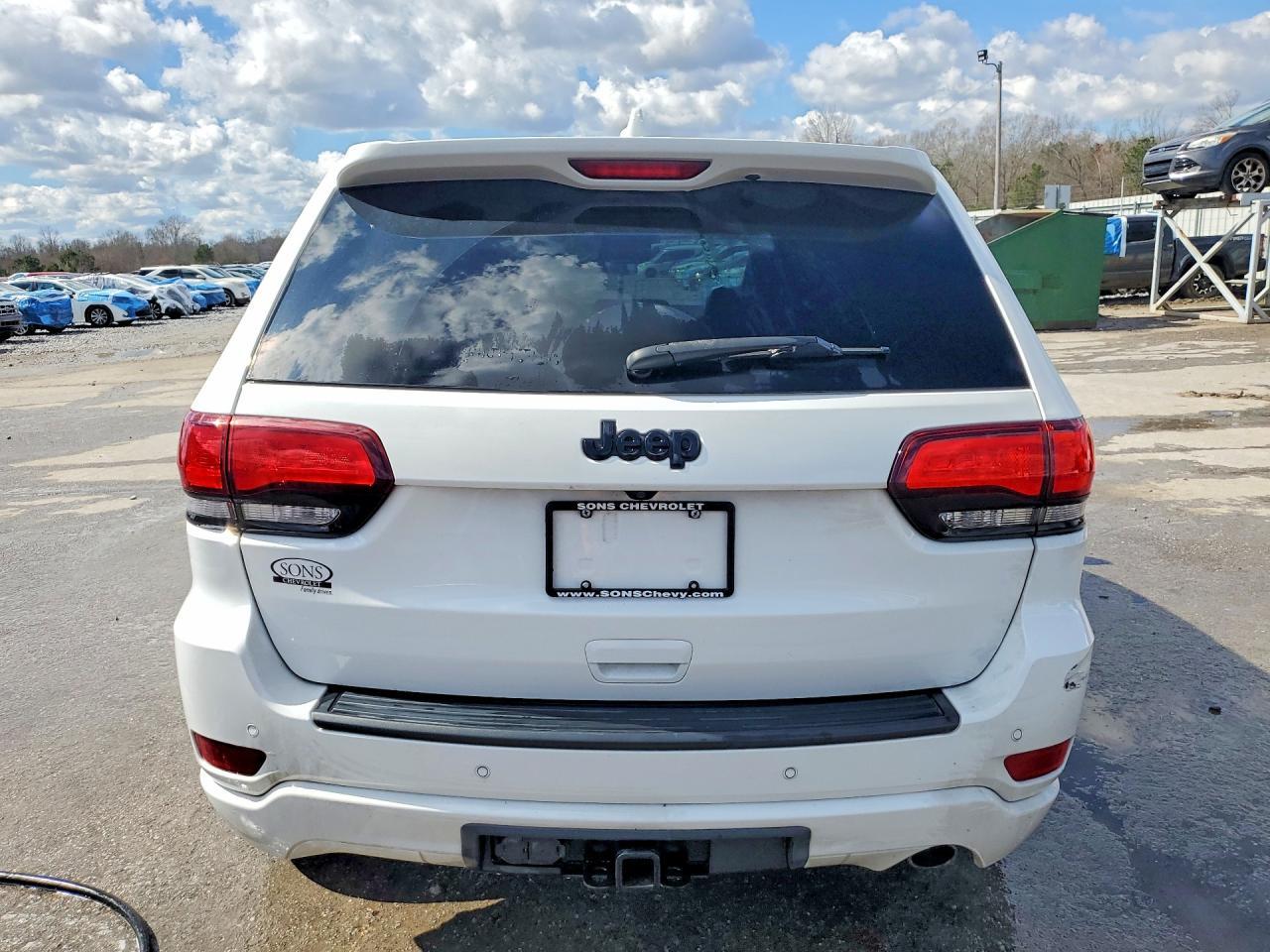 2020 Jeep Grand Cherokee Laredo - zdjęcie 6