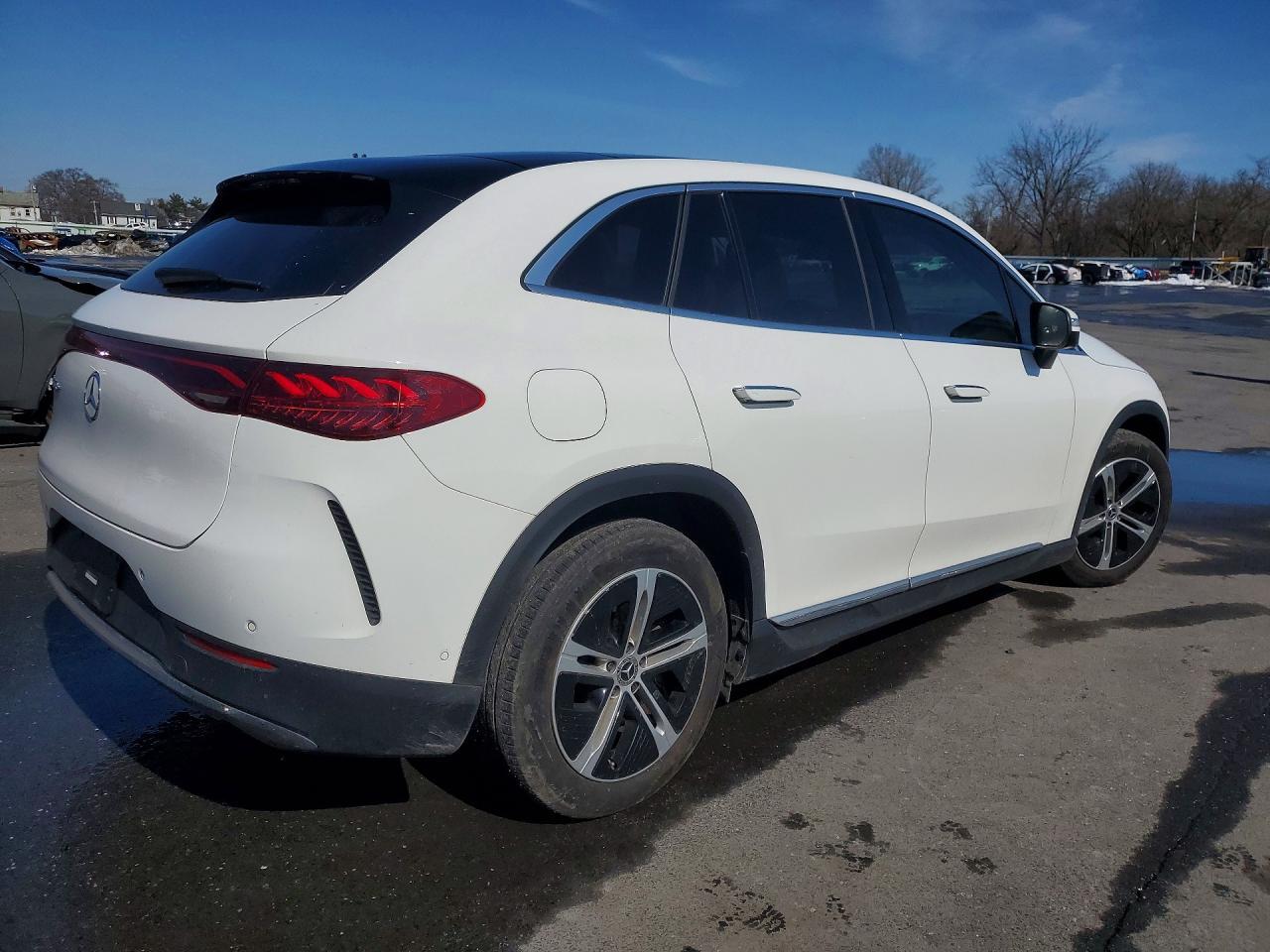 2023 Mercedes-Benz Eqe Suv 350+ - zdjęcie 3