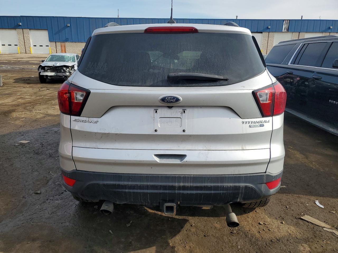 2019 Ford Escape Titanium - zdjęcie 6