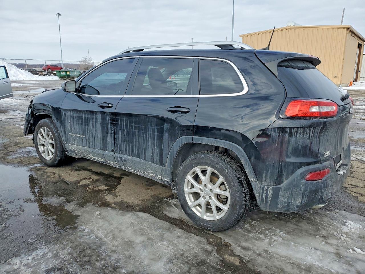 2018 Jeep Cherokee Latitude Plus - zdjęcie 2
