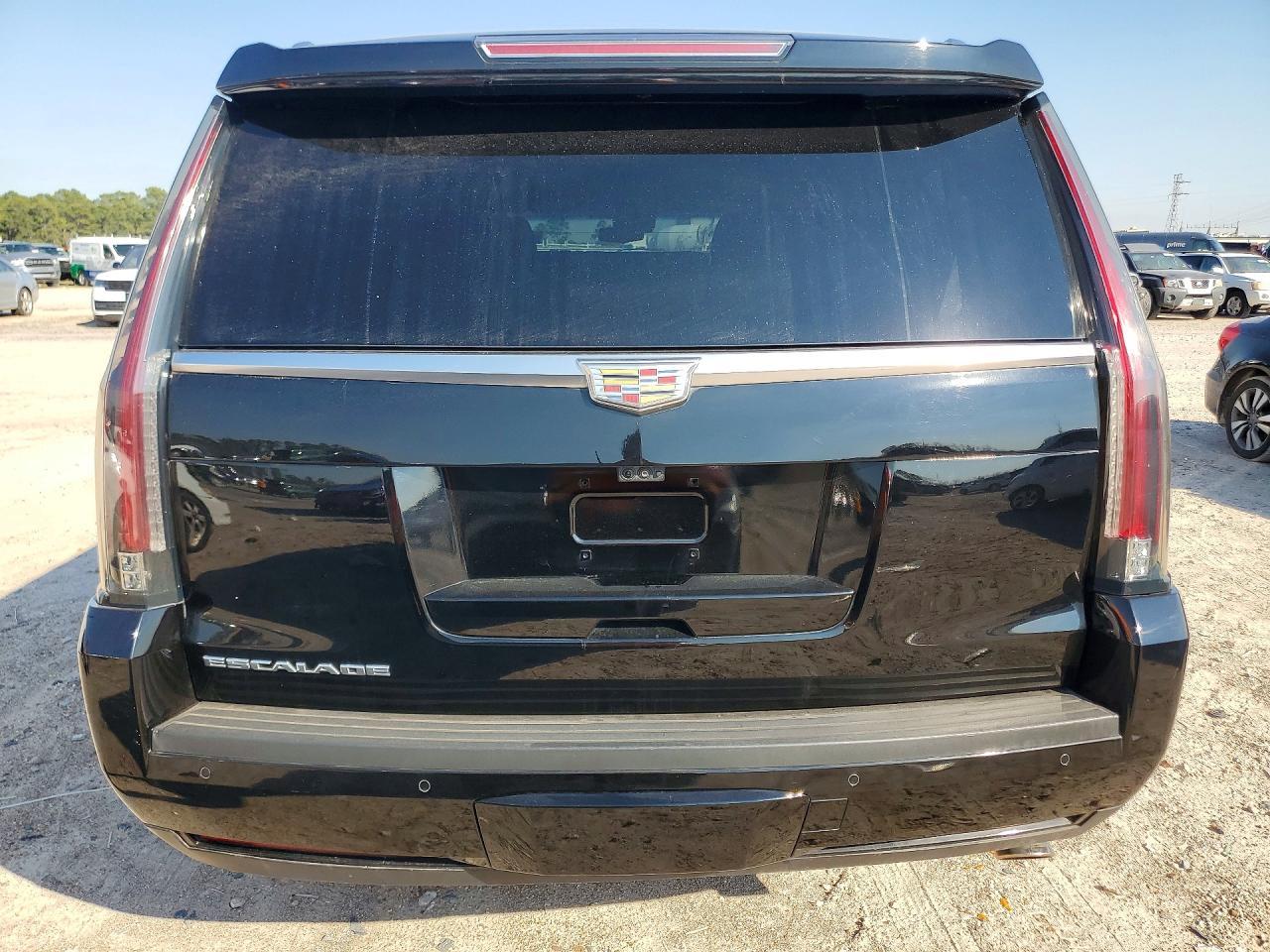 2019 Cadillac Escalade Premium Luxury - zdjęcie 6