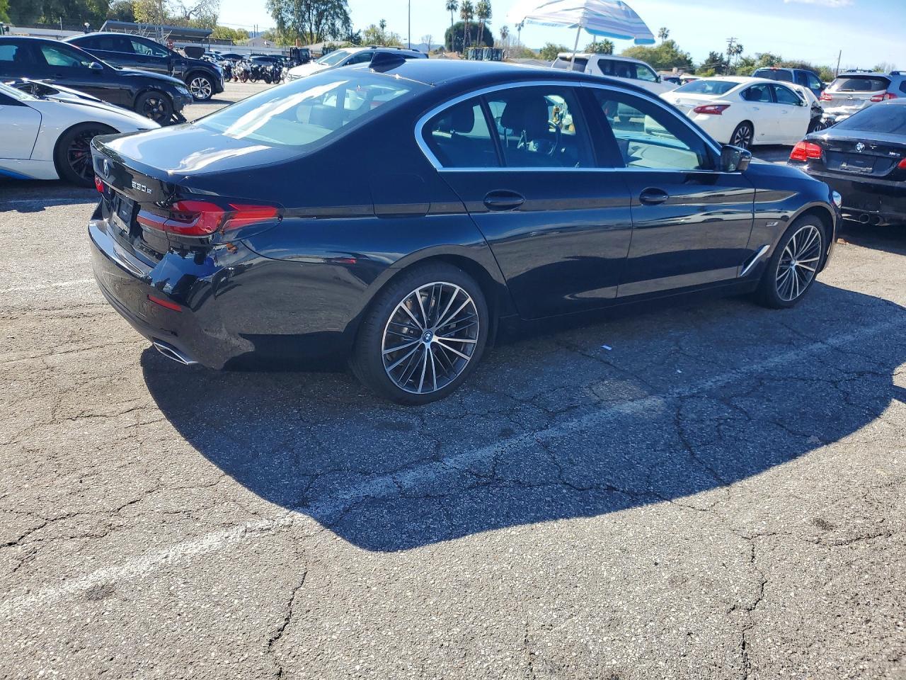 2022 BMW 530E - zdjęcie 3