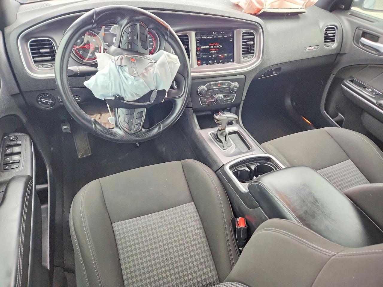 2020 Dodge Charger Scat Pack - zdjęcie 8