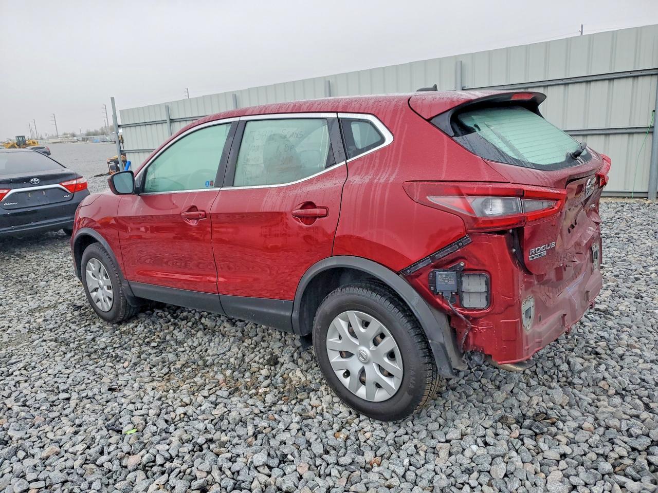 2020 Nissan Rogue Sport S - zdjęcie 2