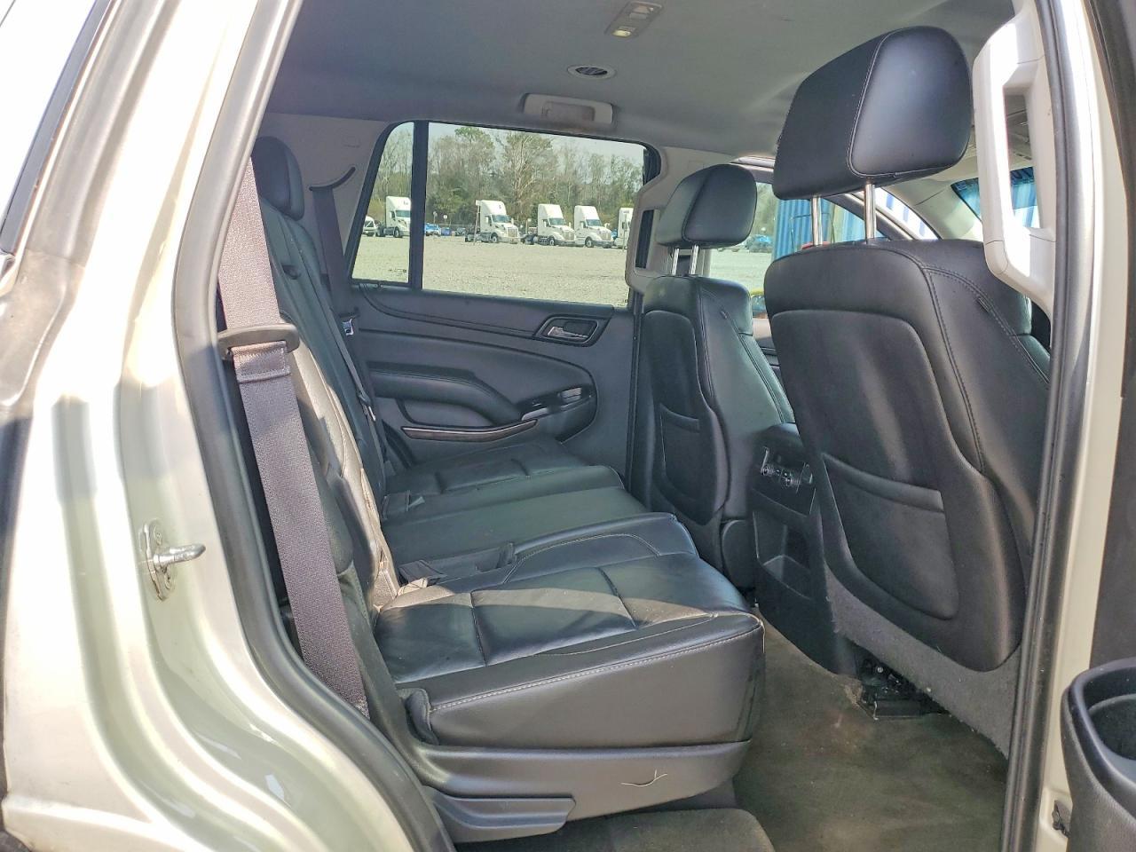 2015 Chevrolet Tahoe C1500 Lt - zdjęcie 11