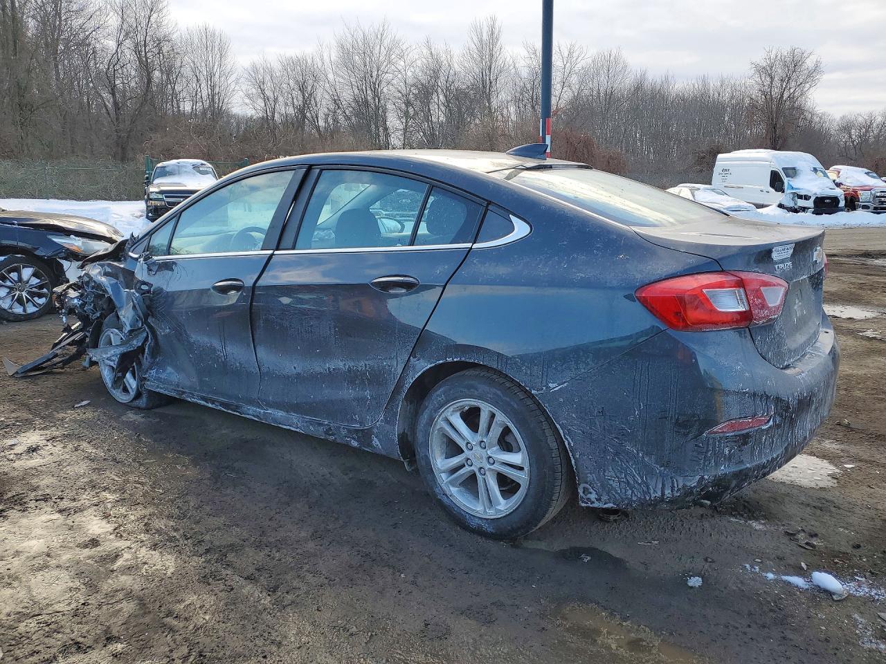 2017 Chevrolet Cruze Lt - zdjęcie 2