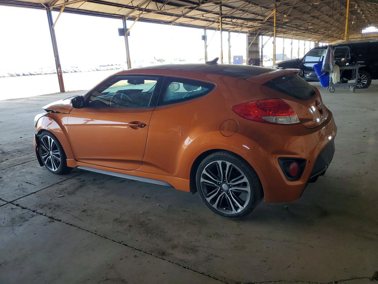 2016 Hyundai Veloster Turbo - zdjęcie 2