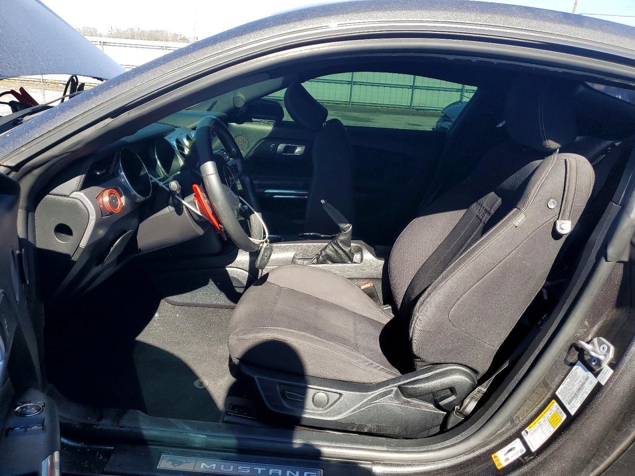 2020 Ford Mustang Gt - zdjęcie 7