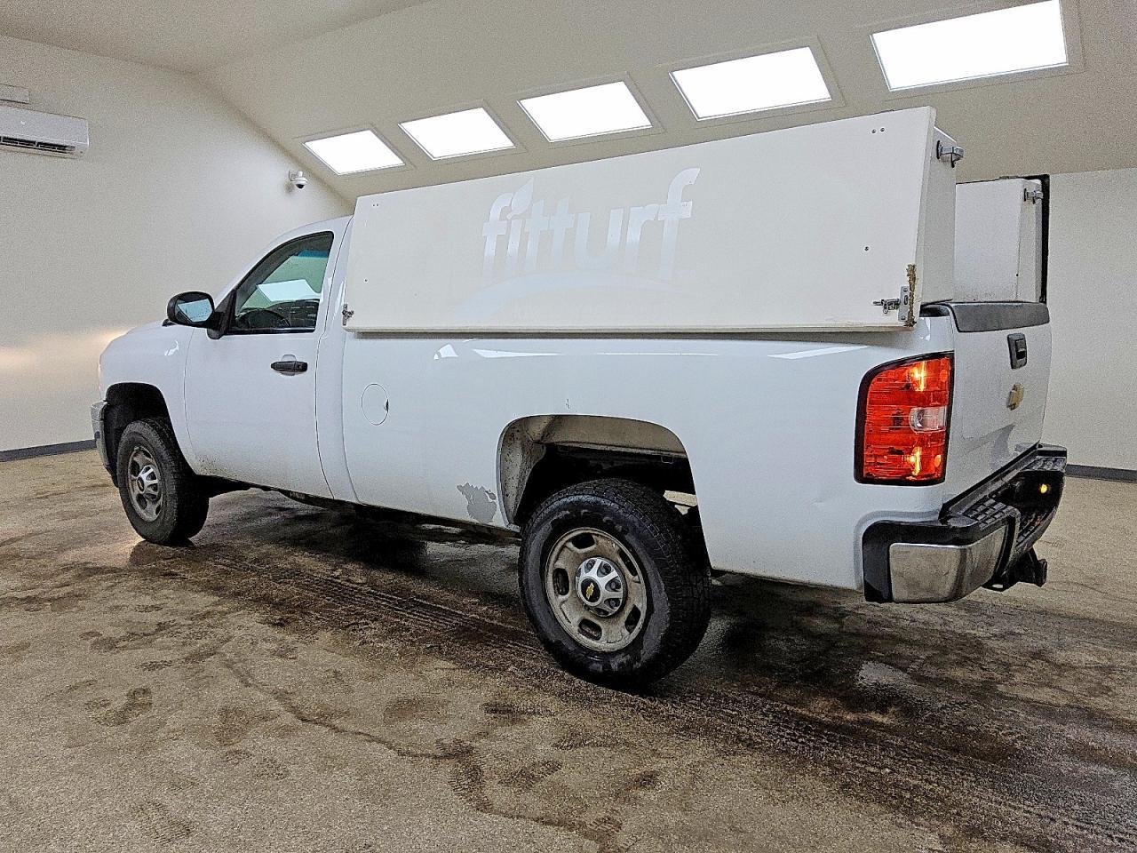 2013 Chevrolet Silverado C2500 Heavy Duty - zdjęcie 2