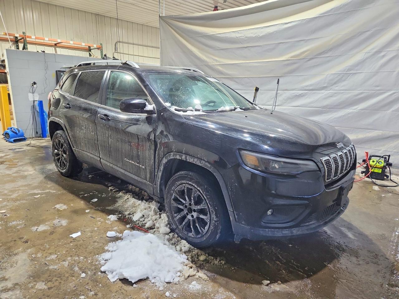 2019 Jeep Cherokee Latitude Plus - zdjęcie 4