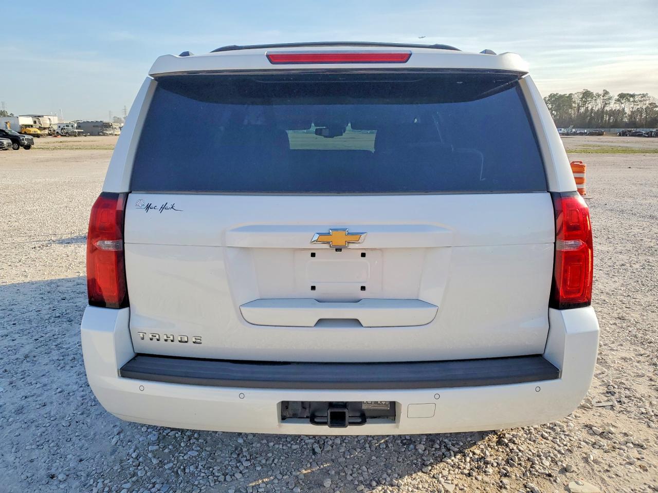 2017 Chevrolet Tahoe C1500 Lt - zdjęcie 6