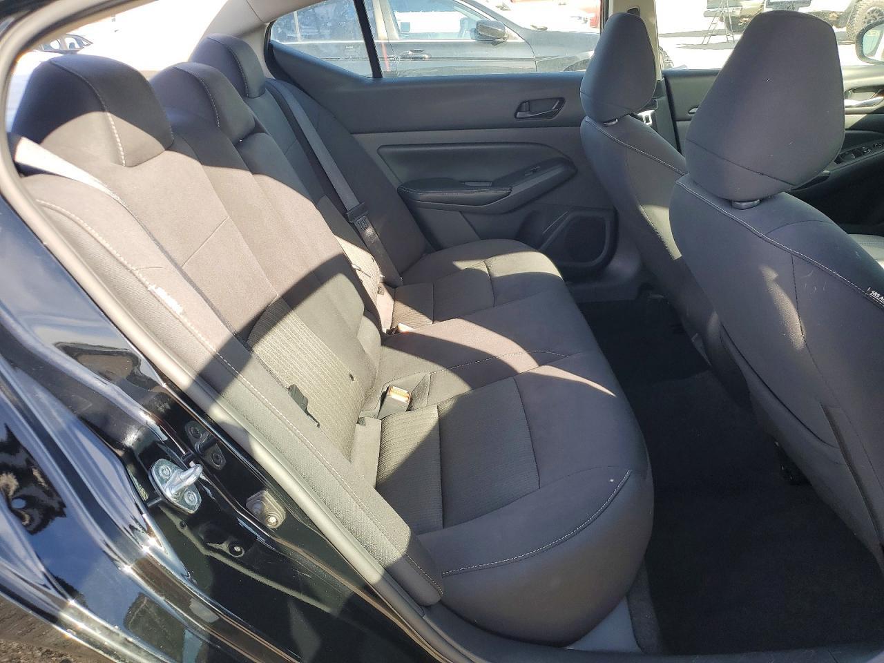 2024 Nissan Altima Sv - zdjęcie 10