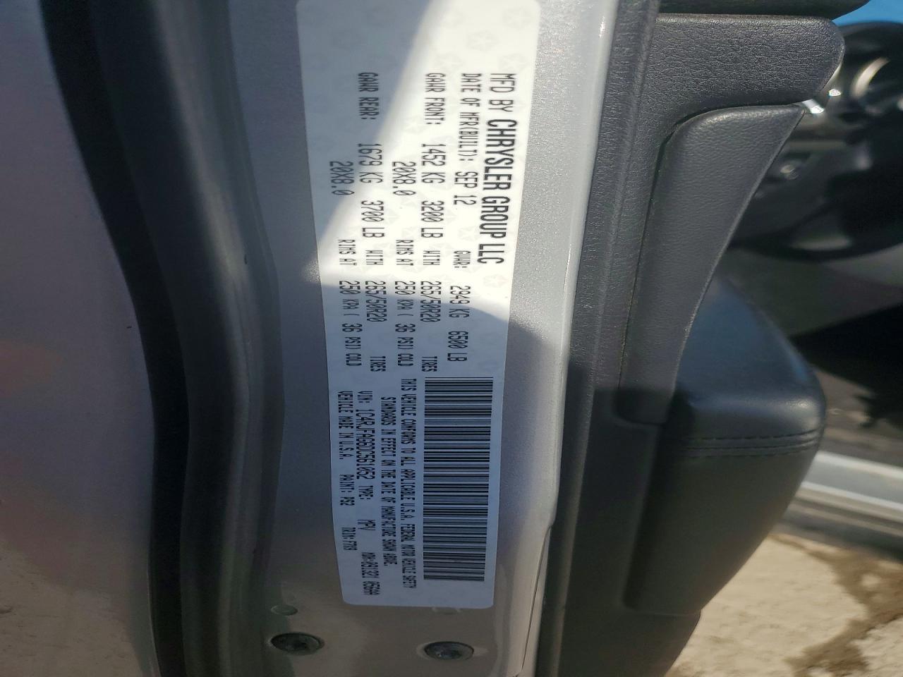 2013 Jeep Grand Cherokee Laredo - zdjęcie 13