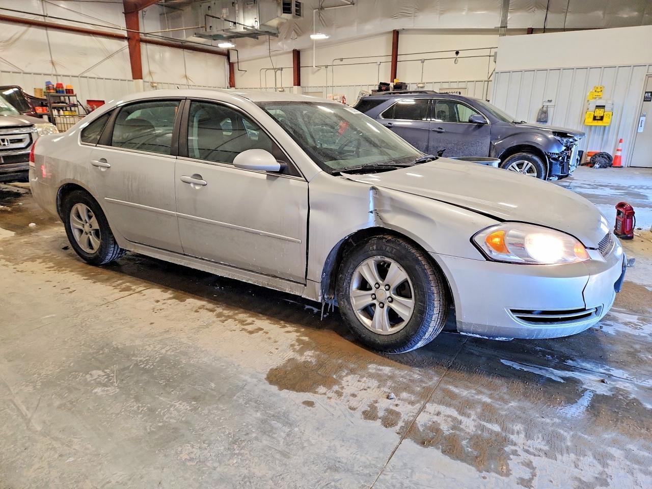 2013 Chevrolet Impala Ls - zdjęcie 4
