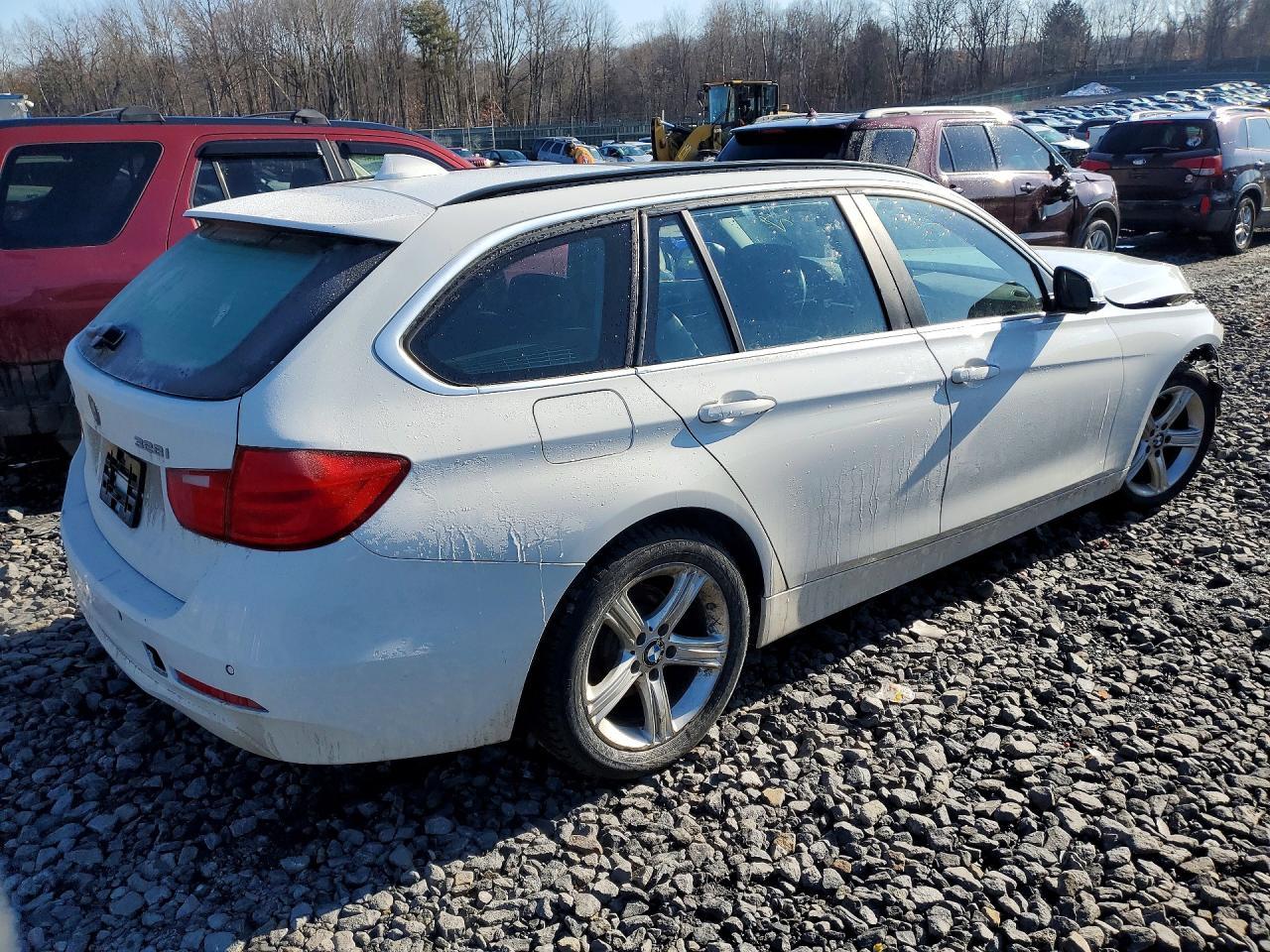 2015 BMW 328 Xi - zdjęcie 3