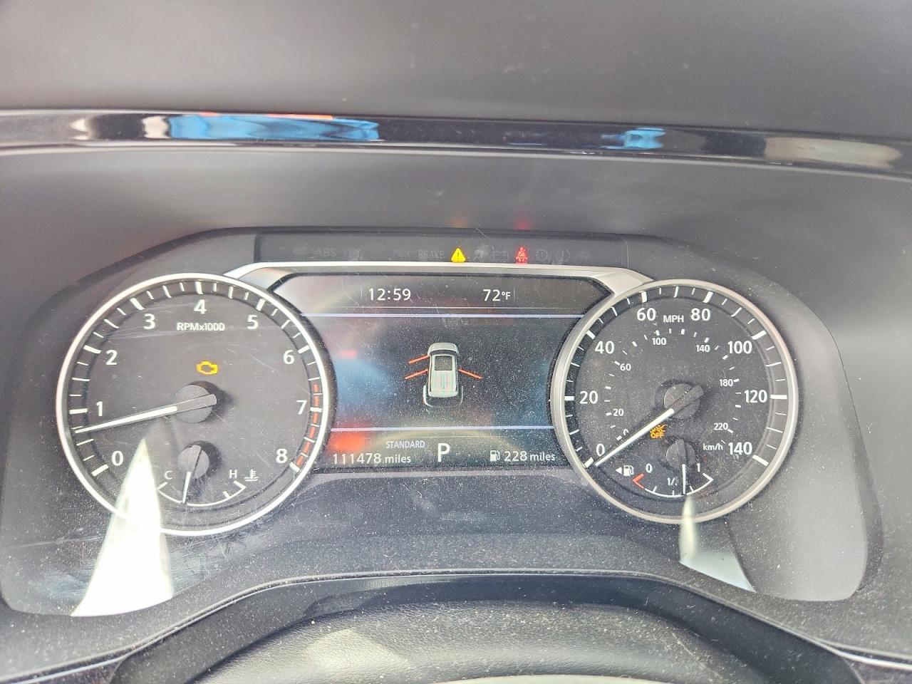 2022 Nissan Pathfinder Sl - zdjęcie 9