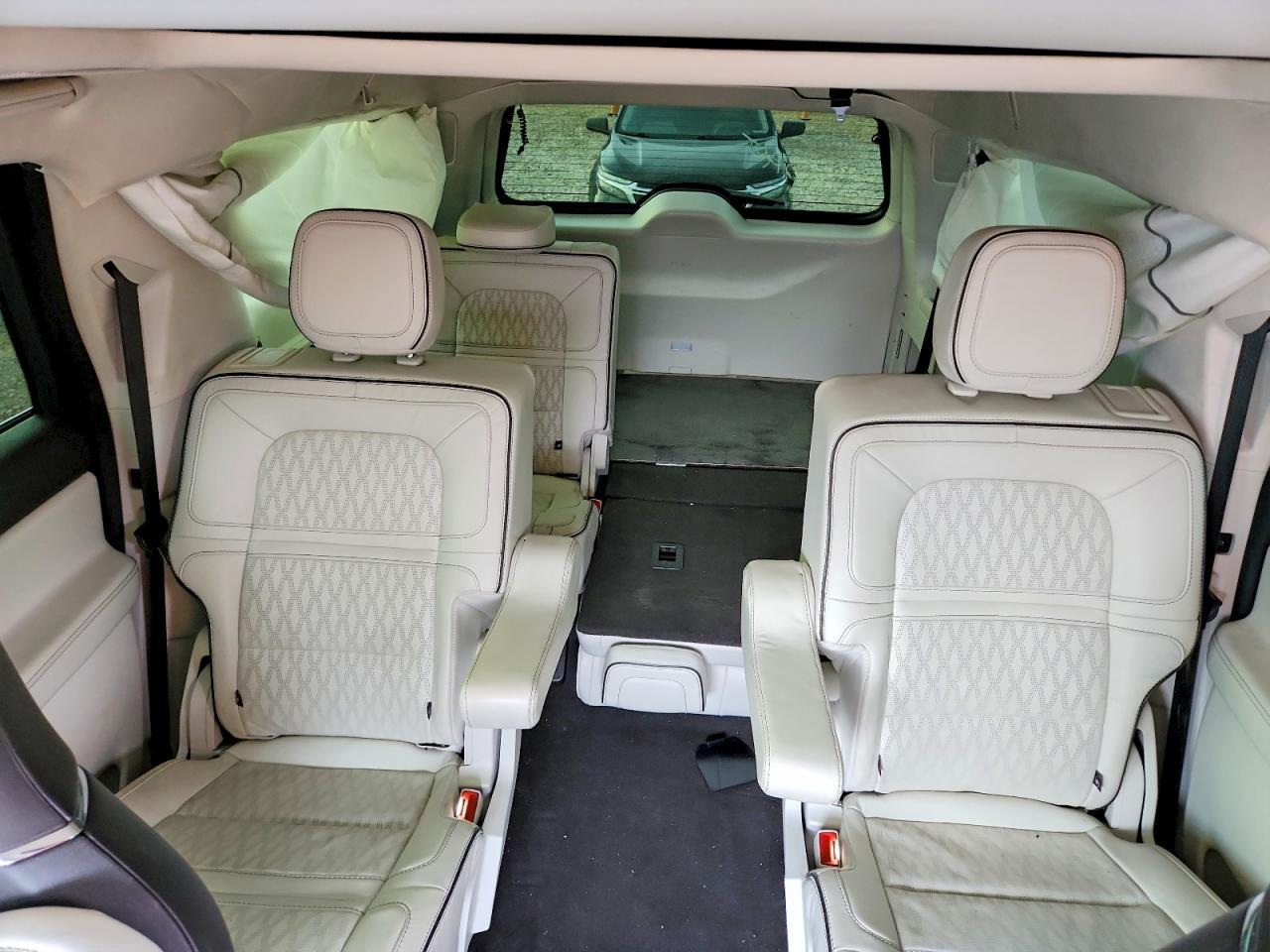 2022 Lincoln Navigator L Black Label - zdjęcie 10