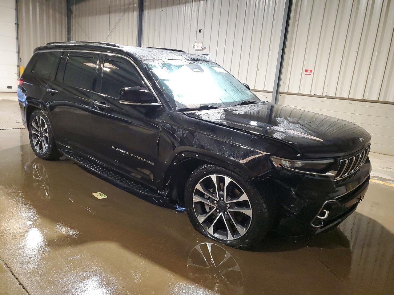 2022 Jeep Grand Cherokee L Overland - zdjęcie 4